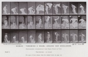 La figura umana in movimento: Donna, gettando uno scialle sulle spalle da Eadweard Muybridge