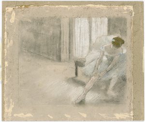 Ballerina seduta che si aggiusta la calza da Edgar Degas