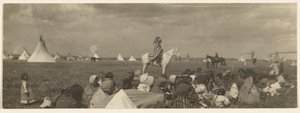 [The Crier - Piegan] da Edward S. Curtis
