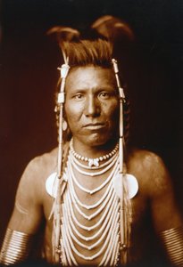 Ben Orecchio Lungo da Edward Sheriff Curtis