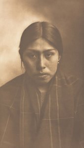 Donna Suquamish da Edward Sheriff Curtis