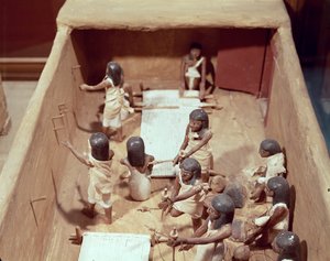 Modello funerario di un laboratorio tessile, dalla Tomba di Meketre, Valle dei Nobili, Medio Regno, c.2000 a.C. (legno dipinto)