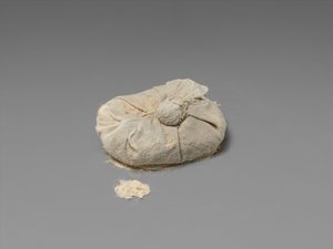 Sacco di natron dalla cache di imbalsamazione di Tutankhamon, c.1336-27 a.C.