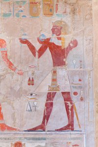 Bassorilievo raffigurante un faraone che fa offerte, tempio di Hatshepsut a Deir Al Bahari, Luxor, Egitto da Egyptian 18th Dynasty