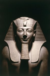 Egitto, Dettaglio della statua di Thutmose III (prima del 1479-circa 1425 a.C.), diciottesima dinastia, dal tempio di Amon a Karnak a Luxor, basalto