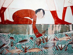 Arte egizia: Tomba di Menna. Scena di pesca, dettaglio. Una serva nuda raccoglie un fiore di loto (XVIII dinastia) Affresco di Luxor (Sito di Tebe, Sheikh Abd al-Gournah, riva sinistra del Nilo, Egitto)