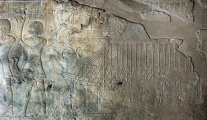 Antichità egiziane: rilievo dalla tomba di Kha em Het (Khaemhat) ispettore dei magazzini e scriba alla corte di Amenofi III (TT57) che rappresenta una flotta di navi. XVIII dinastia. 1530-1290 a.C. Valle dei Nobili. Luxor, Riva Ovest, Egitto