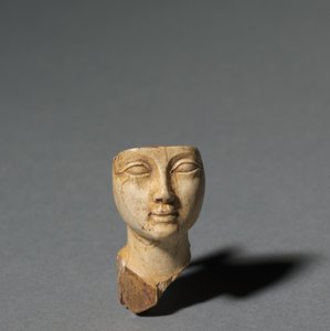 Volto da un cucchiaio cosmetico, 1391-1353 a.C. da Egyptian 18th Dynasty
