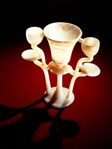 Lampada a forma di tre fiori di loto, dalla tomba di Tutankhamon, Nuovo Regno