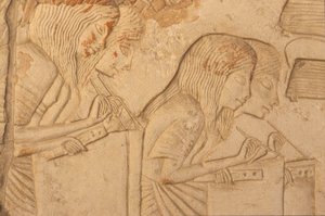 Rilievo che raffigura scribi al lavoro, dalla Tomba di Horemheb (c.1323-1295 a.C.) Nuovo Regno (dettaglio)