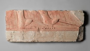 Rilievo che raffigura i piedi sandali delle donne reali, da Tell el-Amarna, Nuovo Regno, c.1353-1332 a.C. da Egyptian 18th Dynasty