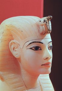 Tappo di una delle urne canopiche, dalla tomba di Tutankhamon (c.1370-52 a.C.) Nuovo Regno da Egyptian 18th Dynasty