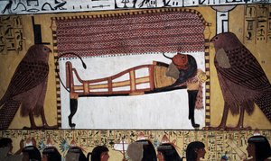La deposizione del defunto, pittura murale, Tomba di Sennedjem, Valle dei Re, Luxor, Tebe (Sito del Patrimonio Mondiale UNESCO) da Egyptian 18th Dynasty