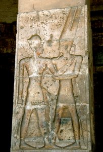 Arte egizia antica: bassorilievo su colonna del tempio di Sethi I da Egyptian 19th Dynasty