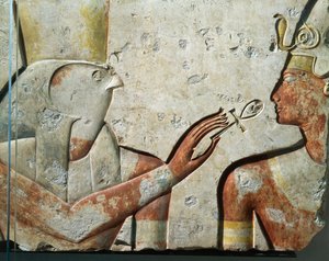 Dio falco Horus e Ramses II durante la cerimonia di apertura della bocca, bassorilievo, dal piccolo tempio costruito dal faraone ad Abido. da Egyptian 19th Dynasty