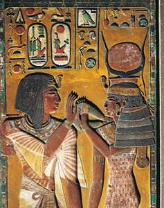 La dea Hathor offre la sua collana al Faraone (bassorilievo)