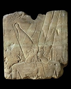 Il faraone Ramses II e il dio Amun ...