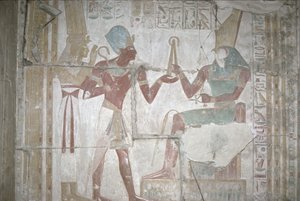 Rilievo di Iside, che presenta Sethos I (1303-1290 a.C.) a Horus, Nuovo Regno da Egyptian 19th Dynasty