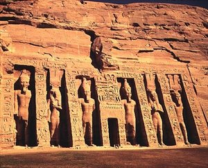 Il Tempio della Regina Nefertari, dedicato anche a Hathor di Abshek, e chiamato il Piccolo Tempio, Nuovo Regno