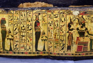 Dettaglio della base esterna del sarcofago della mummia di Nesyamun, probabilmente trovato a Deir El-Bahri, Nuovo Regno, c.1100 a.C. da Egyptian 20th Dynasty