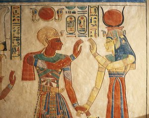 Egitto, Luxor, Antica Tebe, Valle delle Regine, Tomba di Amonherkhopeshaf, rilievo dipinto che raffigura il faraone Ramses III davanti a Iside da Egyptian 20th Dynasty