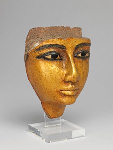 Volto da una bara, con occhi e sopracciglia intarsiati, dorati da Egyptian 20th Dynasty