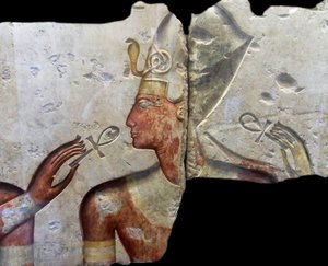 Re Ramses II, tra gli dei. Proviene dal piccolo tempio costruito dal re Ramses II ad Abydos. Circa 1275 a.C. (XIX dinastia) (calcare dipinto) da Egyptian Egyptian