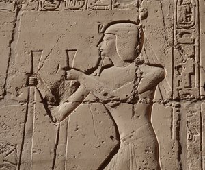 Faraone con un cobra, Tempio di Luxor da Egyptian Egyptian