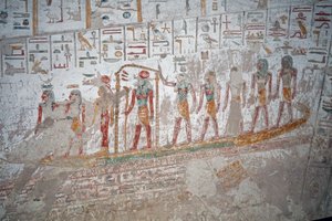 Tomba di Ramses IX, Geroglifico del Dio Ra sulla barca, Luxor da Egyptian Egyptian