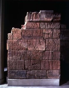 Muro di Aspelta (pietra)
