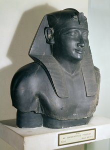 Frammento di una statua in stile egizio di Tolomeo I, 305-283 a.C.