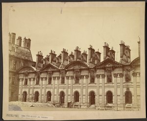 Le Tuileries e le rovine