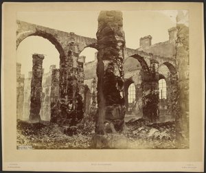 [Rovine di un edificio] da Emile Bondonneau