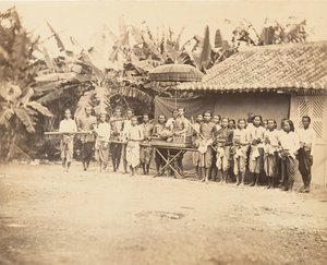 Principe cambogiano e il suo corteo da Emile Gsell
