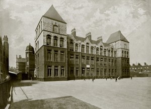Una famosa scuola di Londra da English Photographer