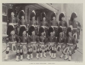 Un gruppo di Gordon Highlanders, ragazzi di Dargai