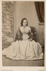 Agnes Strickland, autrice da English Photographer