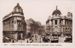 Aldwych, Londra, Teatro Gaiety, Hotel Waldorf (foto in b/n) da English Photographer