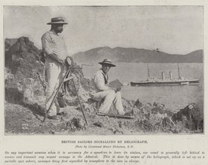 Marinai britannici che segnalano con l