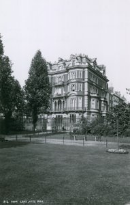 Brook House, Park Lane da English Photographer