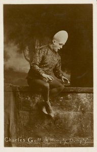 Charles Goff come Humpty Dumpty da English Photographer