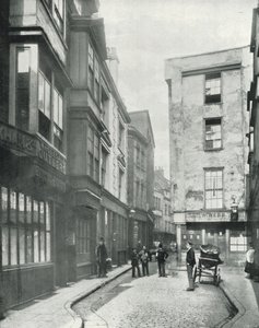 Cloth Fair, un angolo pittoresco della vecchia Londra (foto in b/n)