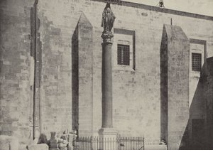 Colonna e Statua della Vergine, Nazareth, vicino al sito della casa di Giuseppe e Maria da English Photographer
