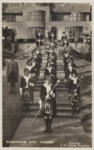 Dagenham Girl Pipers, Essex da English Photographer
