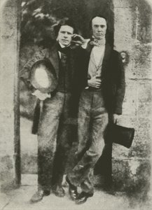 David Octavius Hill (sinistra) e W B Johnstone, direttore della Galleria Nazionale Scozzese da English Photographer