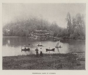 Lago Dharmsala in estate