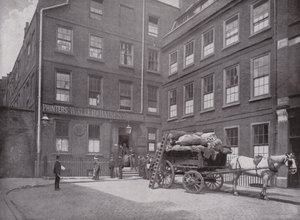 Casa del Dr. Johnson, Gough Square, Fleet Street da English Photographer