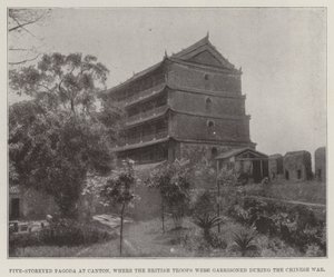 Pagoda a cinque piani a Canton, dove le truppe britanniche erano di guarnigione durante la guerra cinese da English Photographer