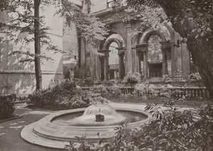 Corte del giardino, Banca d