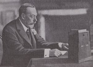 Giorgio V trasmette il suo Messaggio di Natale al Commonwealth e all